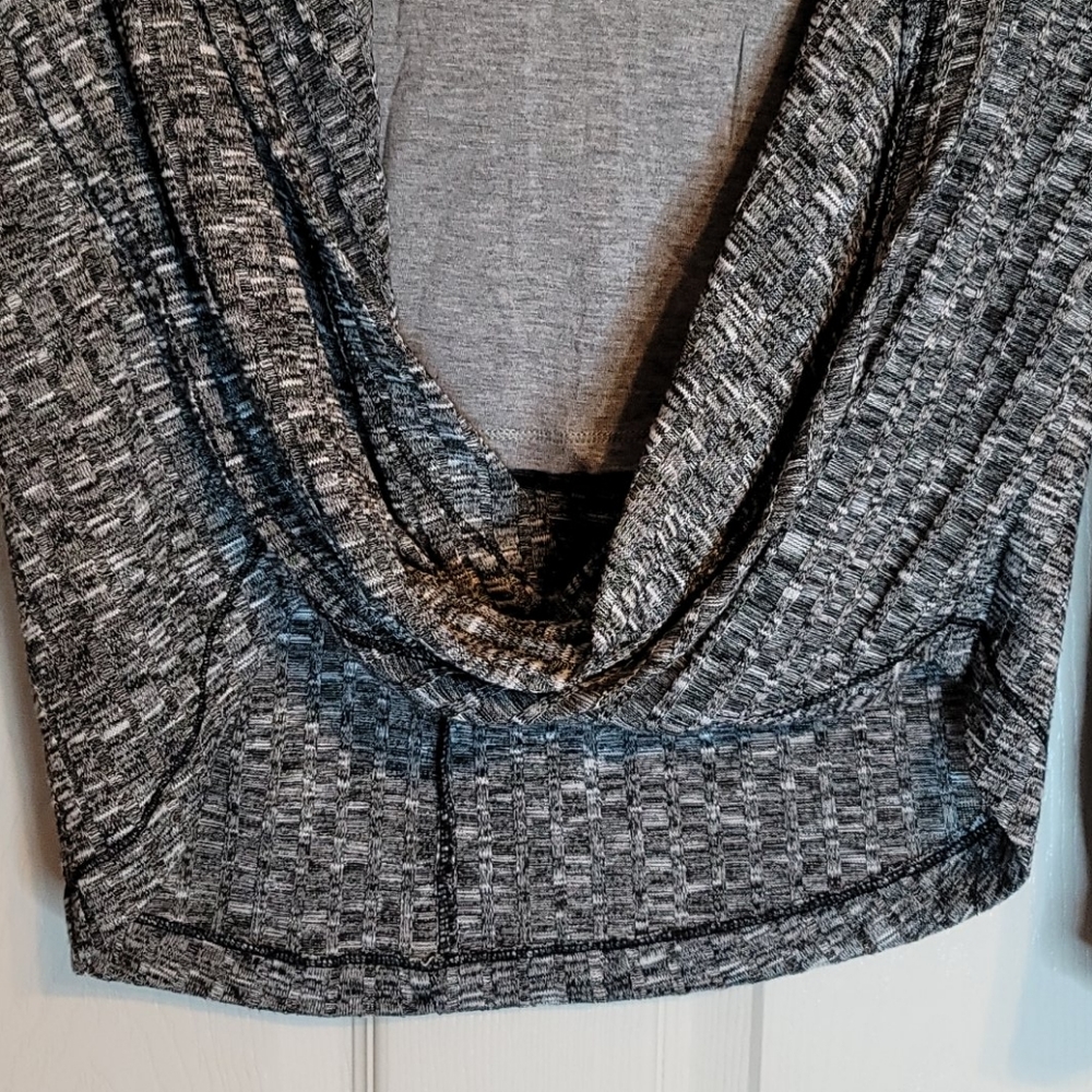 Juicy Couture Blouse With Attached Tank Top - Picture 4 of 10